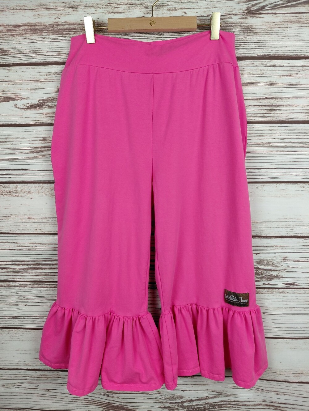 Matilda Jane Womens XL Bright Hot Pink Cropped Capri Ruffle Pants